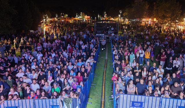 Kentpark Sahnesi Rock ve Alternatif Müziğe Ev Sahipliği Yaptı