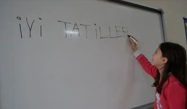 Kanun Teklifi Meclis'e Sunuldu: Yeni Resmi Tatil mi Geliyor?
