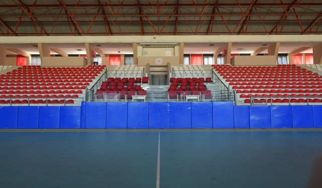 Eskişehir'de iki salonda kritik bekleyiş!