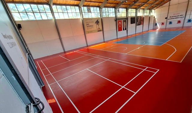Sporculara modern zemin