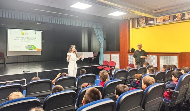 Gelecek İçin Atıksız Yaşam: Tepebaşı'nda Öğrencilere Çevre Okuryazarlığı Eğitimi!