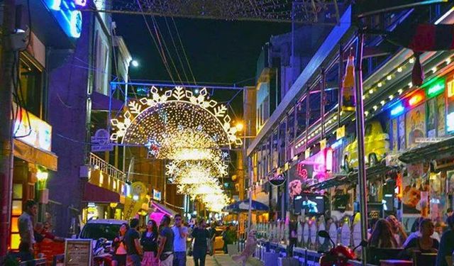 Eskişehir Barlar Sokağı'nda denetim: Üç mekan kapatıldı
