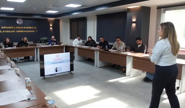 Sahadaki Müdahale Gücü Artıyor: Eskişehir'de Sağlık Çalışanlarına Simülasyonlu Eğitim!