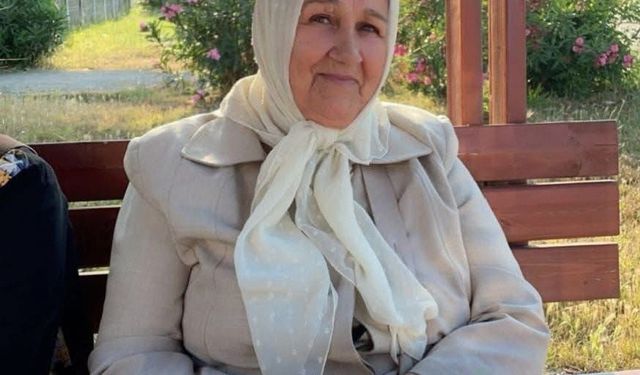 Manisa'daki Feci Otobüs Kazasında 11 Kişi Defnediliyor