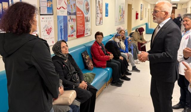 İl Sağlık Müdürü Bildirici'den Ücretsiz Kanser Taraması Çağrısı