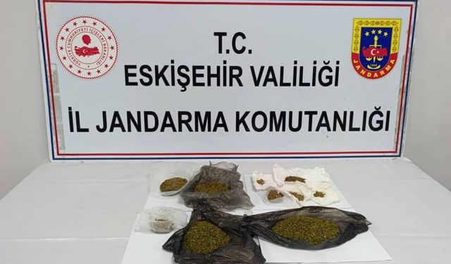 Odunpazarı’nda jandarmanın dikkati uyuşturucuyu yakalattı