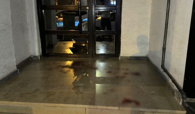 Eskişehirde Camı Kıran Alkollü Şahıs Ağır Yaralandı