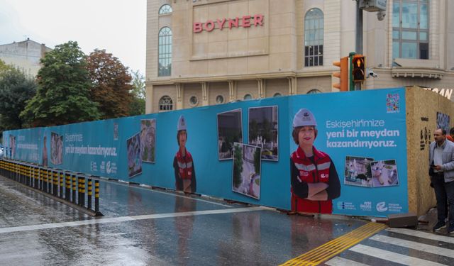 Kızılcıklı Caddesi’ne Modern Dokunuş: Büyükşehir'den Kent Merkezine Yeni Meydan!