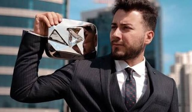 Enes Batur Yeni Lüks Dairesini Paylaştı: Sosyal Medya İkiye Bölündü