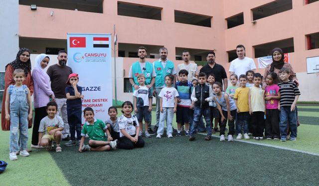 Kahire'deki Gazzeli öğrencilere umut ışığı