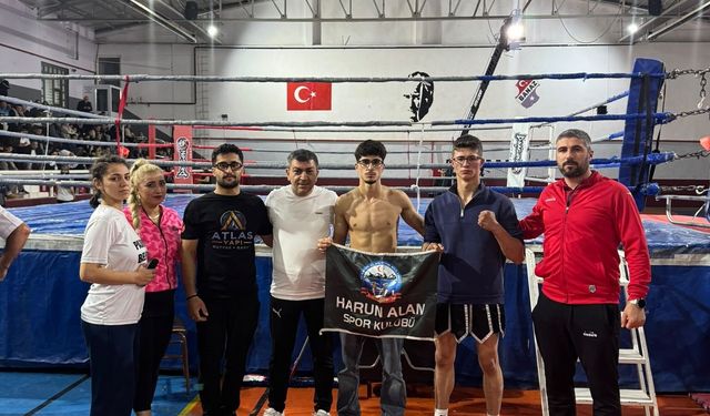 Mert Demir K-1’de Şampiyon Oldu