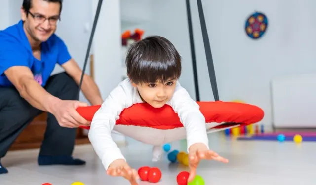 Ergoterapi Otizmli Çocukların Bağımsızlığını Nasıl Destekliyor?
