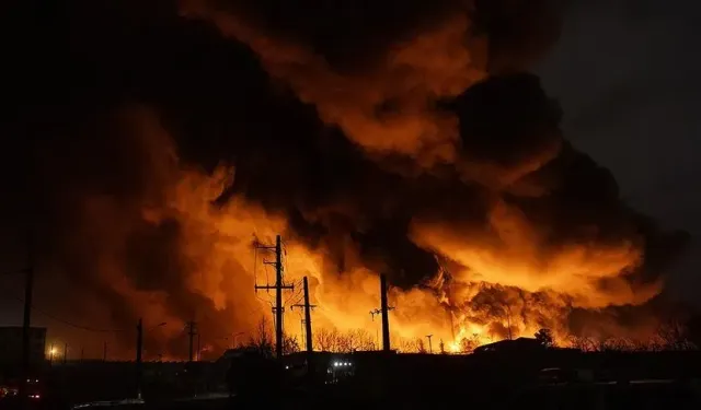Suudi Arabistan'da Tesis Saldırısı Ve İran'da Gizemli Patlamalar