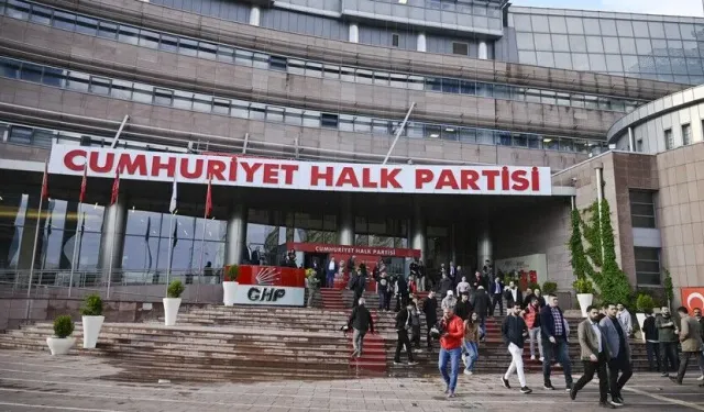 CHP'de deprem! Aralarında kritik isimlerin olduğu 48 kişi ihraç edildi