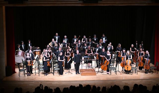 Anadolu Üniversitesi Senfoni Orkestrası’ndan 29 Ekim’e Özel Görkemli Konser!