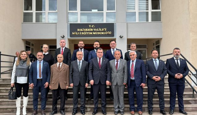 MHP Eskişehir İl Başkanı Ayhan Sezer’den İl Millî Eğitim Müdürü Sinan Aydın’a Ziyaret