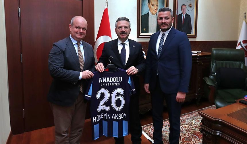 AÜ Spor Kulübü’nden Vali Aksoy’a ziyaret