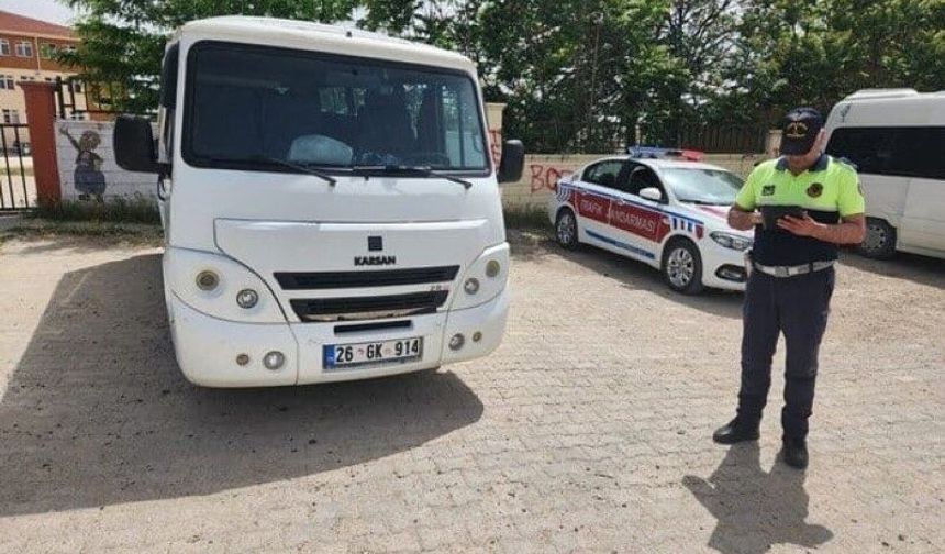 Polis ve Jandarmadan Okul Servislerine Sıkı Takip