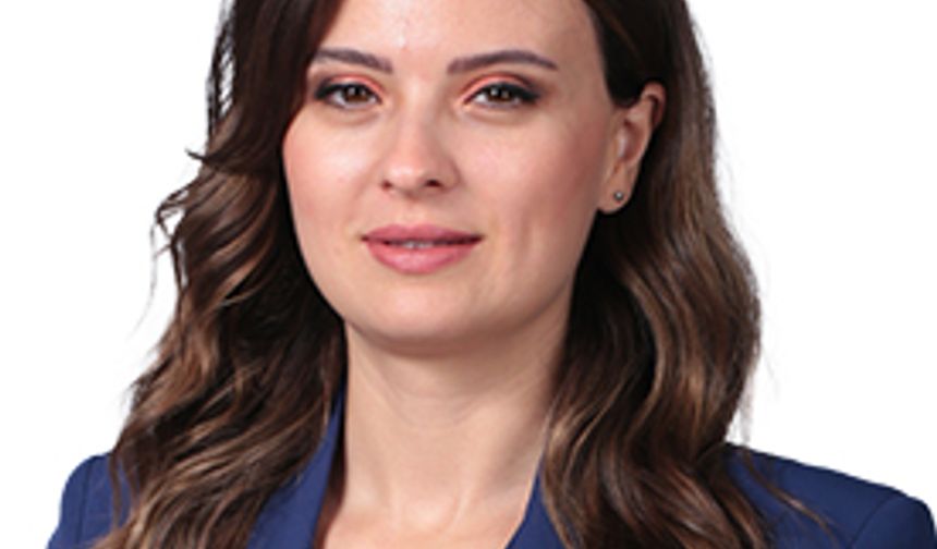 Ayşe Fert Dökmeci: "Yeniden Doğsam Yine Avukat Olurdum"