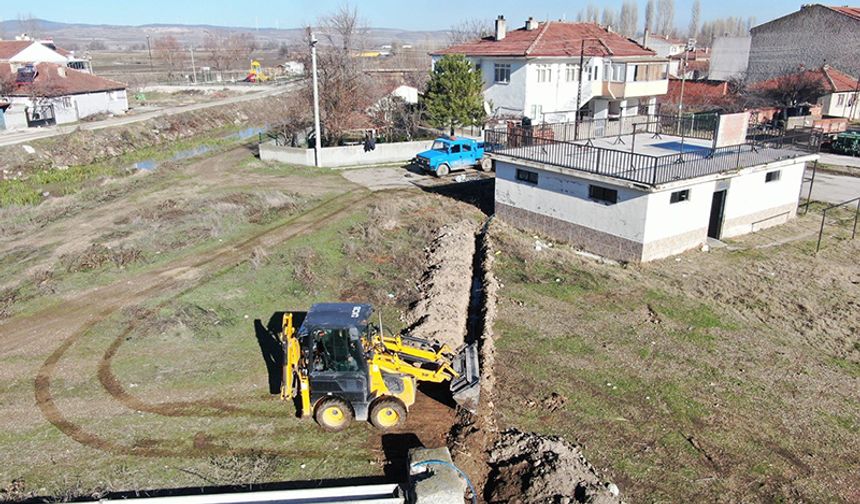 Başkan Hamamcı hayvan su içme oluğunu çiftçilerin hizmetine açtı