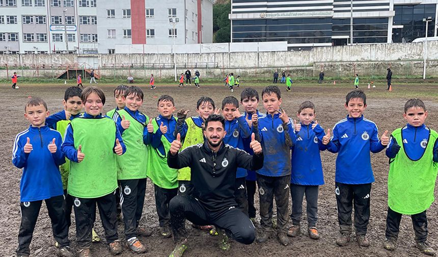 Patates tarlası değil, futbol sahası