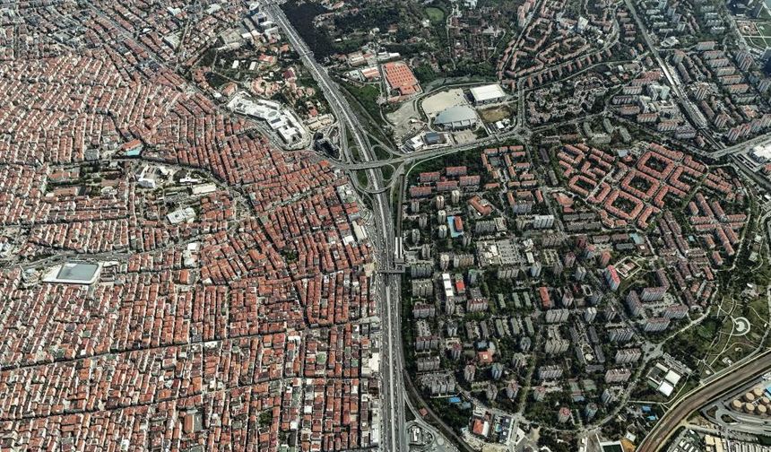 İstanbul'un Depremdeki Şehirleşme Farkları Gündemde