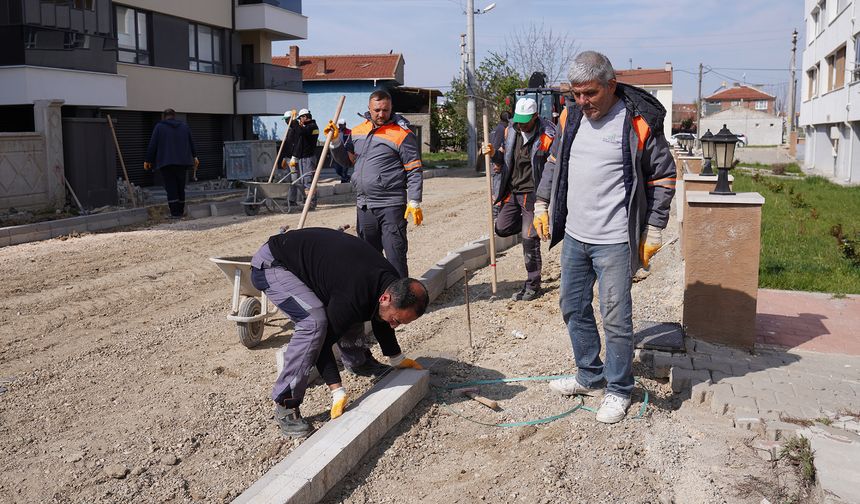 Tepebaşı’nda üstyapı çalışmaları sürüyor