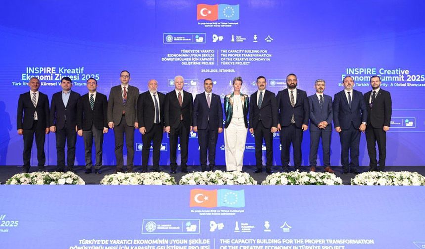 Bakan Kacır, Kreatif Ekonomi Zirvesi’ne katıldı
