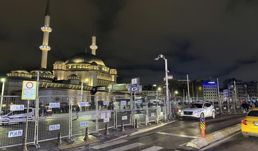 Taksim'de 1 Mayıs tedbirleri için kapatılan yollar açılmaya başladı