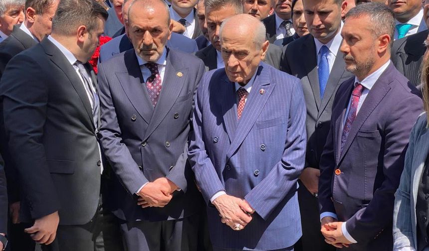 MHP Lideri Bahçeli, Ülkücü Şehitler Anıtı'nı ziyaret etti