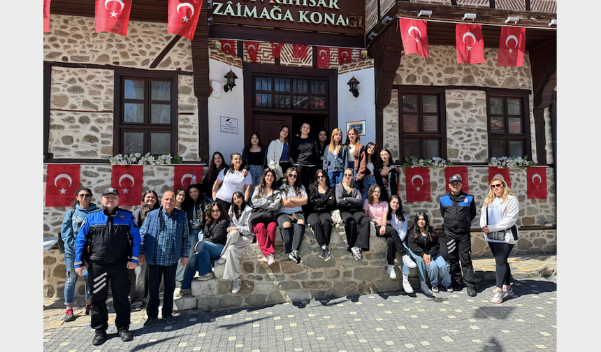 ESKİŞEHİR’İN GENÇLERİ KÜLTÜRÜNÜ VE DEĞERLERİNİ ÖĞRENİYOR