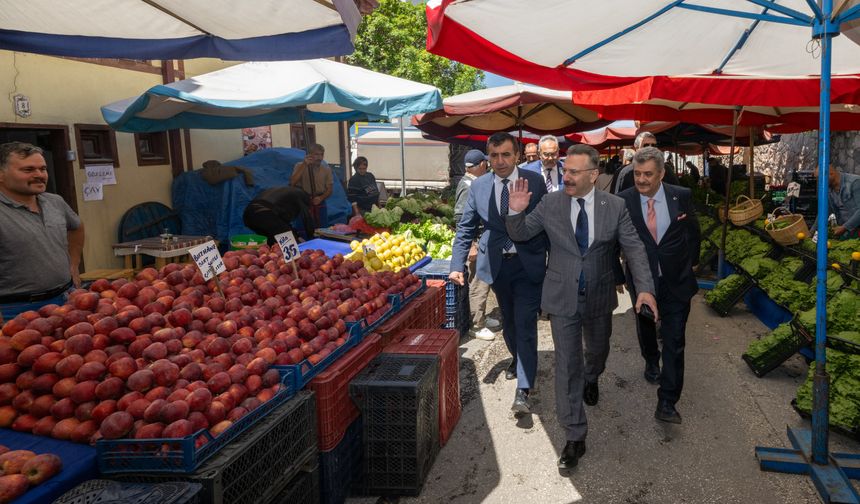 Vali Hüseyin Aksoy'dan Perşembe Pazarı’na Ziyaret