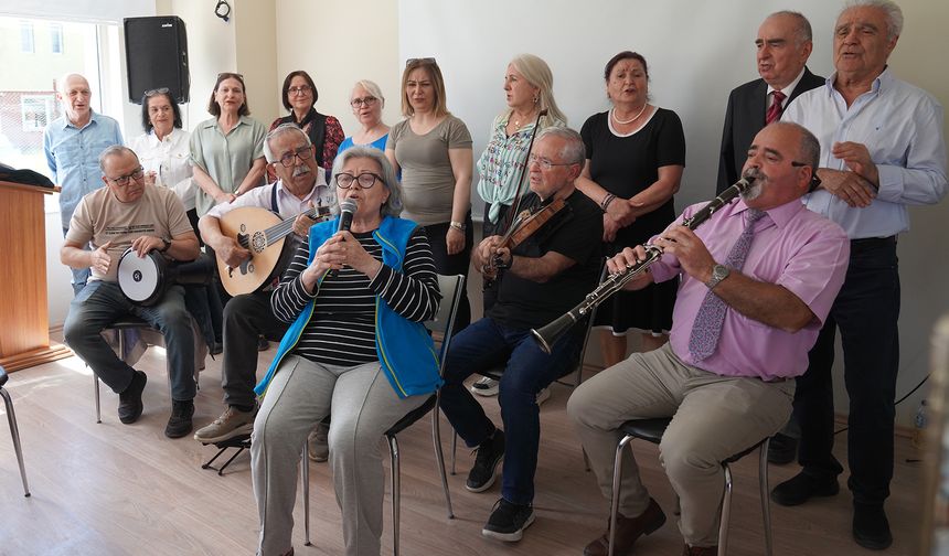 Deneyimli Vatandaşlar Anneler Günü’nü Kutladı