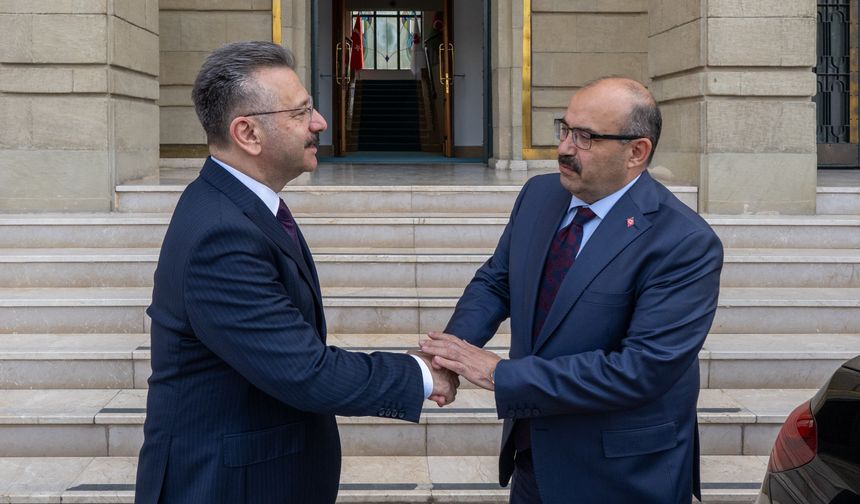 Balıkesir Valisi İsmail Ustaoğlu’ndan Eskişehir Valiliği’ne Ziyaret