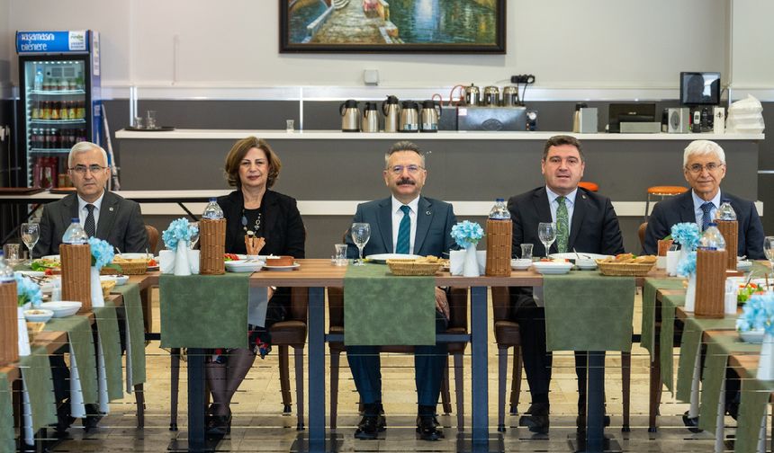 Vali Aksoy, “Eskişehir'in Yöresel Kahvaltılık Lezzetlerinin Tanıtımı” Etkinliğindeydi