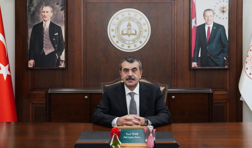 Bakan Tekin, şehit öğretmen Şenay Aybüke Yalçın'ı andı