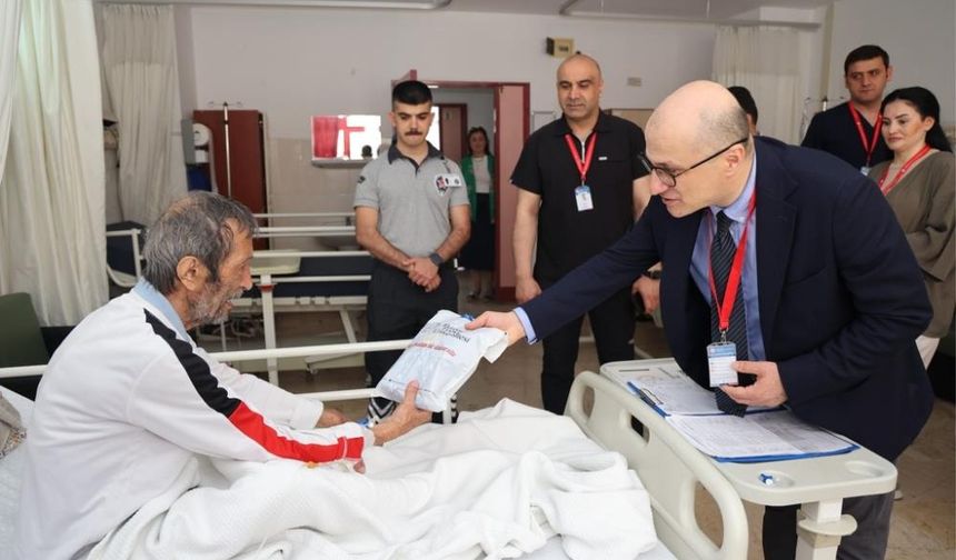 BEUN Hastanesinde Bayramlaşma Programı Gerçekleştirildi