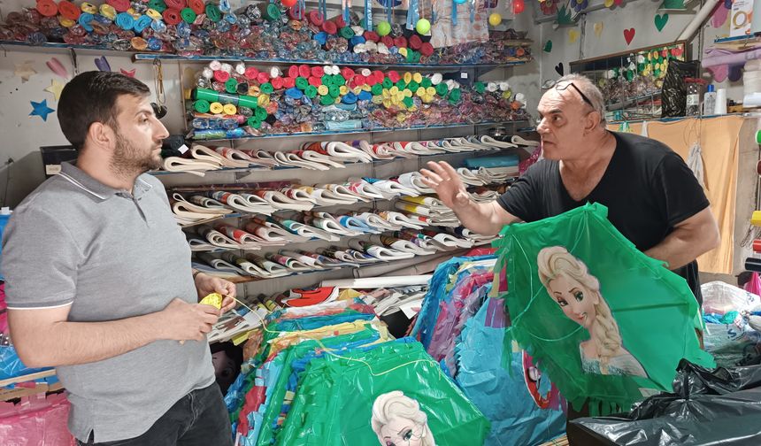 Samsunlu ustadan dünya gökyüzüne uçurtma