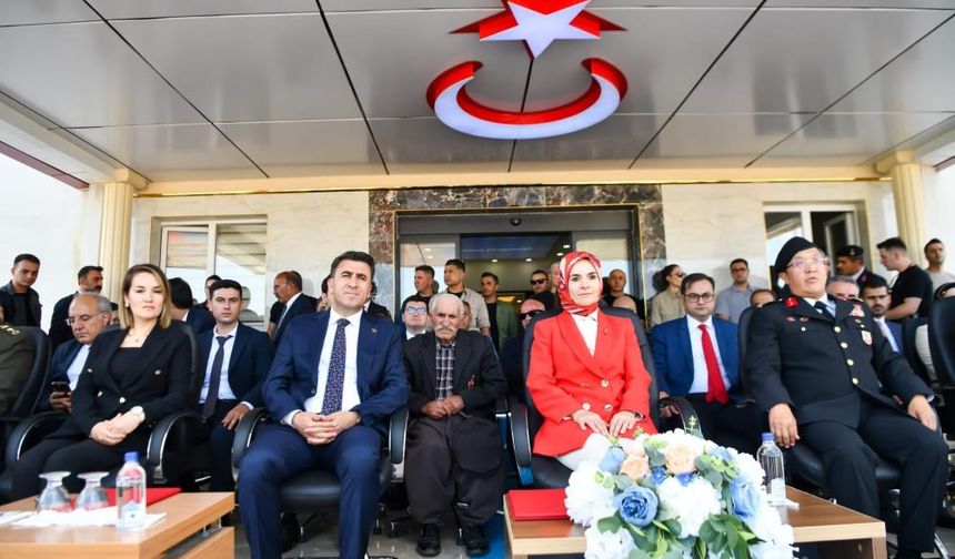 Bakan Göktaş, Kıbrıs gazisiyle görüştü