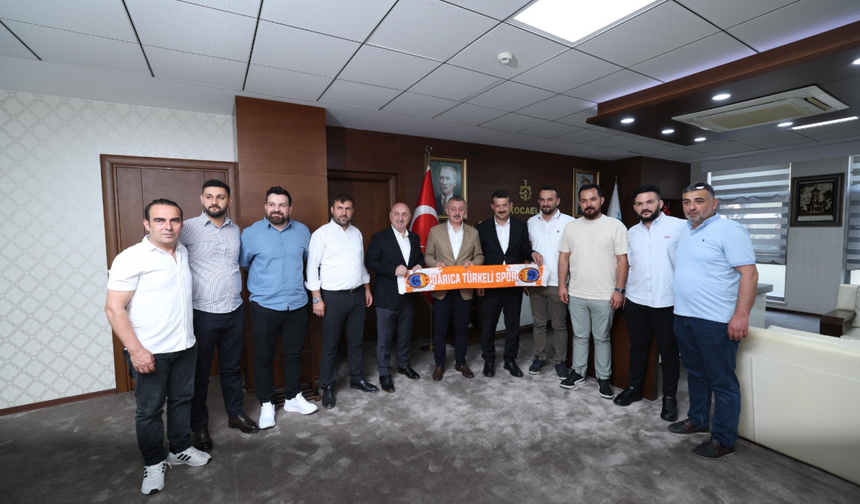 Şampiyon Darıca Türkeli, Başkan Büyükakın’a geldi