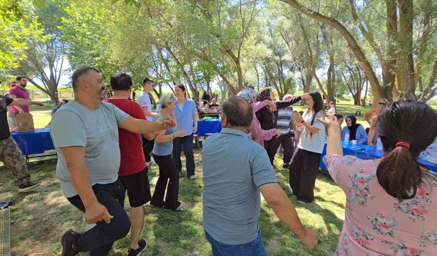 Akraba hasretini bitiren buluşma