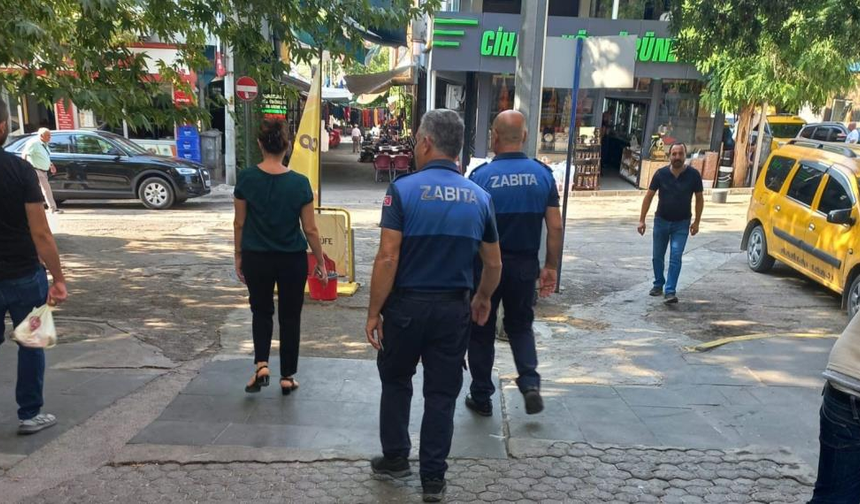 Kaldırım işgaline yönelik denetim: 9 esnafa para cezası