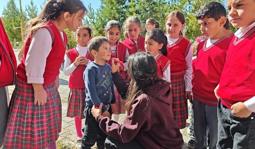 Gençlik Merkezi'nden "Ulaşılmadık çocuk kalmasın" projesi