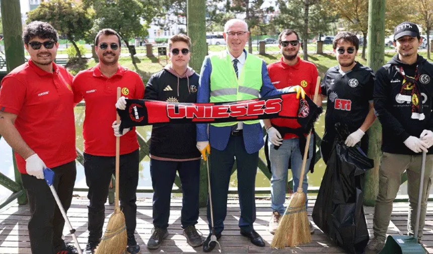 Eskişehirspor Taraftarından Anlamlı Destek