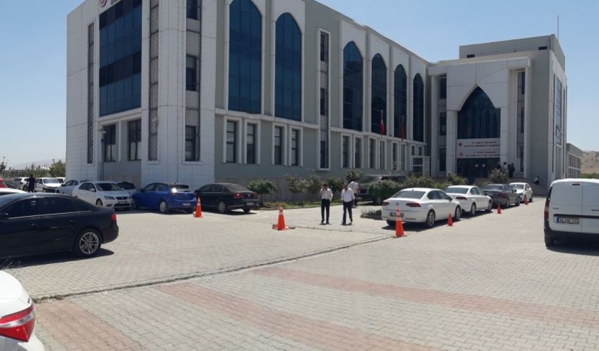 Malatya'da adalet binaları yükseliyor