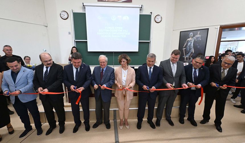 Hukuk Fakültesinde yeni öğretim yılı başladı