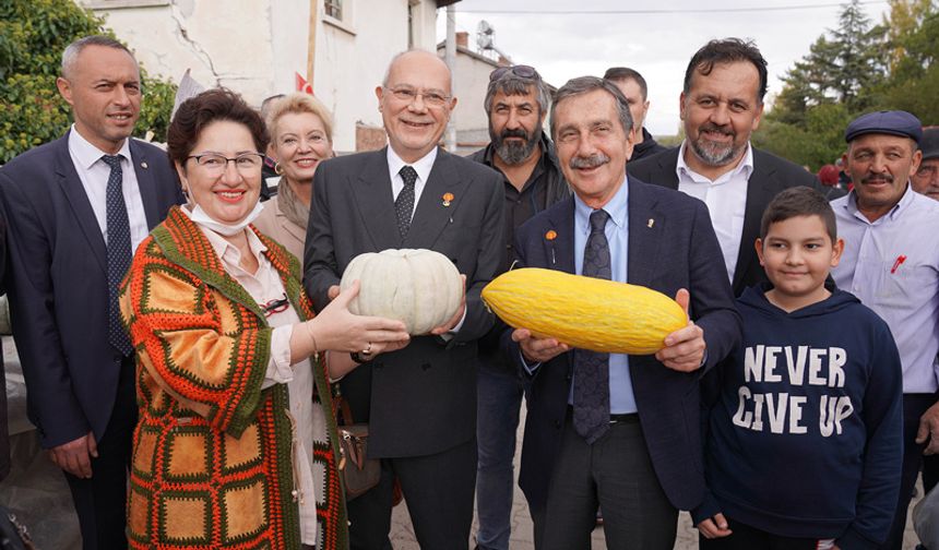 Başkan Ataç Tarladan Sofraya Bal Kabağına Değer Katıyoruz