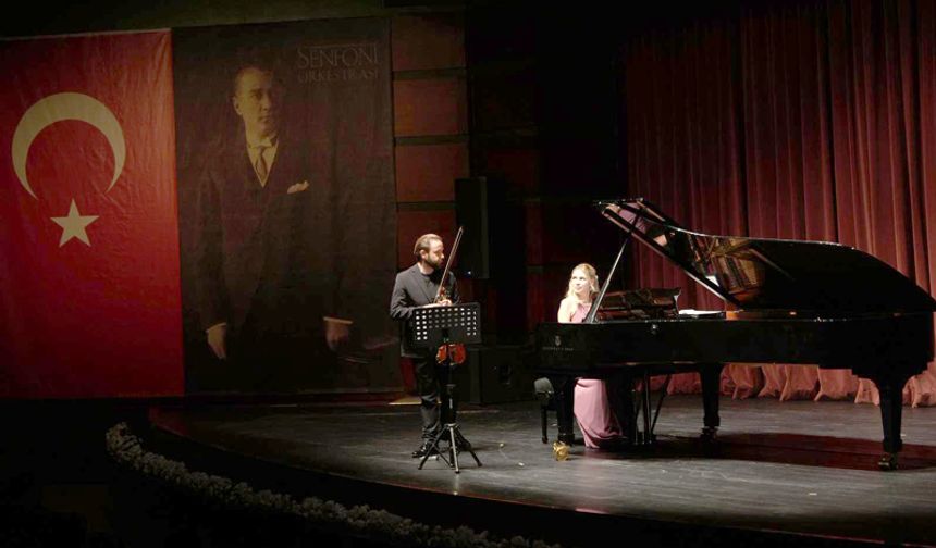 'Film gibi bir gece' oda müziği konseri izleyicilerle buluştu