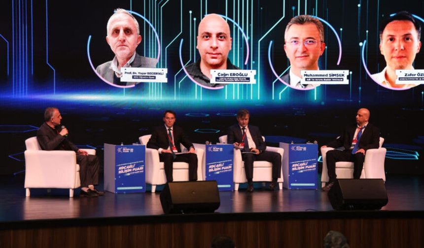 Yapay zekâ çağında tüm konular masaya yatırıldı