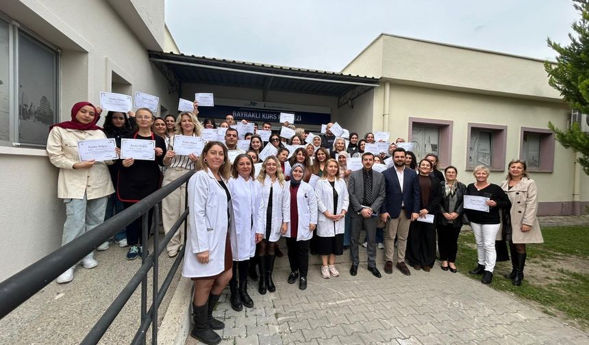 Meslek Fabrikası’nda sertifika sevinci